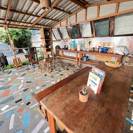 Plumeriahome Near Walking Street Chiang Mai Bagian luar foto