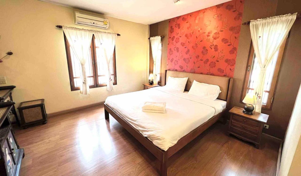 Plumeriahome Near Walking Street Chiang Mai Bagian luar foto