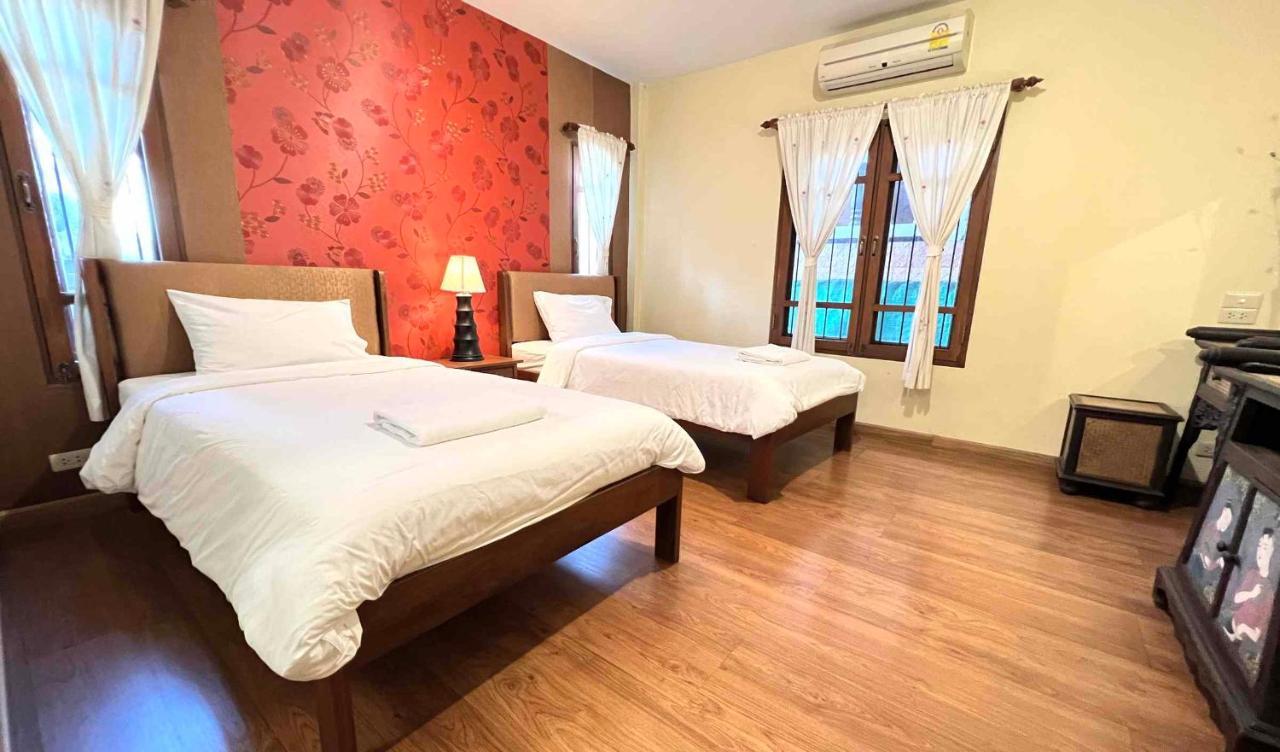 Plumeriahome Near Walking Street Chiang Mai Bagian luar foto